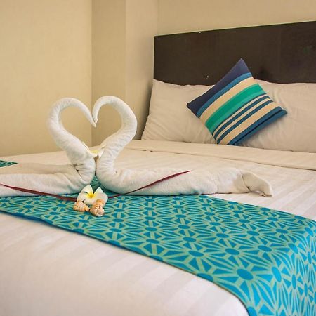 Yapak The Orient Beach Boracay מראה חיצוני תמונה