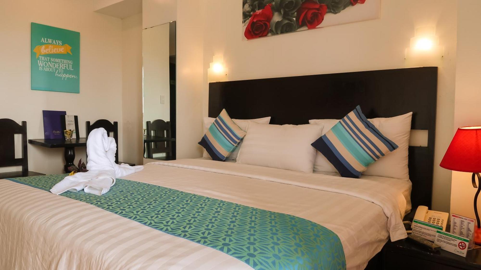 Yapak The Orient Beach Boracay מראה חיצוני תמונה